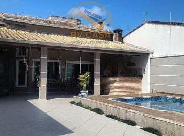 Casa · 190m² · 3 Quartos · 5 Vagas · Casa Alto Padrão perto da praia à venda em Itanhaém-SP