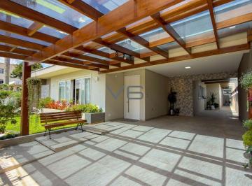 Casa de 3 quartos, Curitiba · Espetacular Casa de 280m² Privativos com 3 Suítes, Quintal e Laje para Ampliação