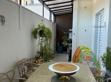 Foto 01 · Apartamento à venda com quintal em Sorocaba-SP: 2 quartos, 1 suíte, 2 salas, 2 banheiros, 1 vaga, 8