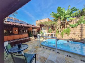 Foto 05 · Elegance Imóveis vende ótima residência com 207 m2, 3 dormitórios, 1 suíte, 4 banheiros, 2 vagas no 