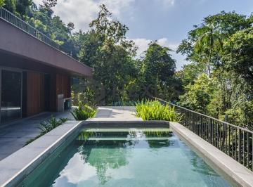 Foto · Casa de praia com piscina e churrasqueira no Sítio São Pedro, Guarujá