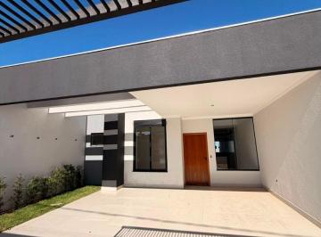 Casa de 3 quartos, Maringá · Casa no Jardim Freitas