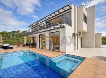 Casa · 450m² · 4 Quartos · 6 Vagas · Casa 4 suítes Solar da Serra Jardim Botânico – Integração e Natureza - Pronta para morar