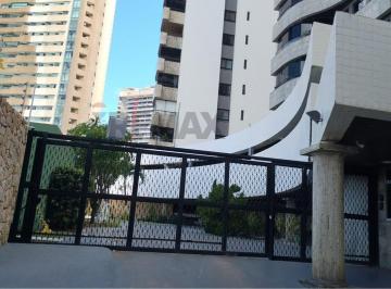 Apartamento · 219m² · 4 Quartos · 3 Vagas · "Luxo à Beira-Mar: 218m² em Piedade, PE"