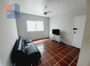 Apartamento · 64m² · 2 Quartos · 1 Vaga · Oportunidade Imperdível – Apenas 200 Metros da Praia!