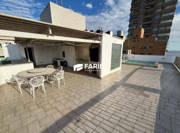 Churrasqueira - pavimento superior · LOCAÇÃO | Cobertura duplex de 3 dormitórios - Ponta da Praia, Santos - SP