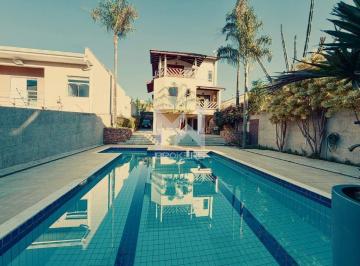 Área externa · Casa com piscina para alugar, Bosque - Vinhedo/SP