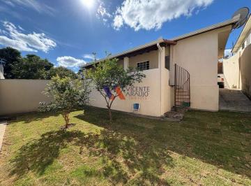 Casa · 96m² · 3 Quartos · 3 Vagas · Excelente casa com 3 quartos, amplo quintal e ótima localização para alugar