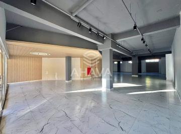 Comercial · 400m² · 1 Vaga · Loja Comercial - 400m² - Castelo/Paquetá
