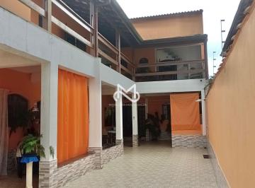 Casa · 260m² · 6 Quartos · 4 Vagas · Casa a 400m da praia à venda no Jardim Vista Linda em Bertioga/SP