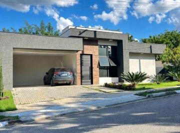Casa · 190m² · 3 Quartos · 4 Vagas · maravilhosa casa em condominio