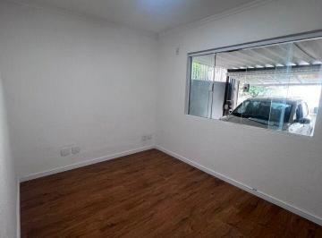 Casa · 174m² · 6 Quartos · 3 Vagas · Casa Térrea comercial para locação, 6 salas, 4Wcs, Salão coberto, 3 vagas R$7.300,00 o pacote