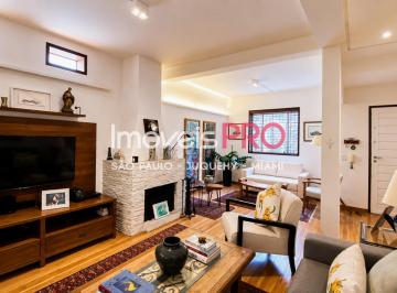 Casa · 180m² · 2 Quartos · 2 Vagas · Casa de Vila, Jardim Paulista - São Paulo
