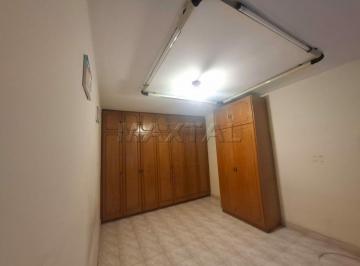 Casa · 220m² · 3 Quartos · Casa Sobrado para alugar com 3 Dormitórios, 2 Suítes, 4 Banheiros.