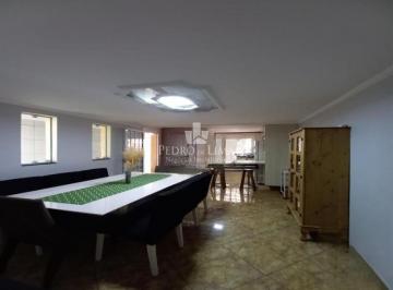 Casa · 290m² · 4 Quartos · 2 Vagas · Sobrado com 3 Dormitórios e Salão de Festas no Cangaíba