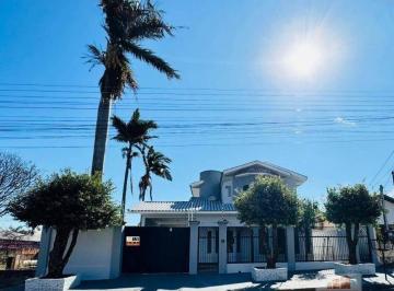 e493efc62582545d9079cce34bf0dcdb1ef9a2dd · Sobrado com 4 dormitórios para alugar, 247 m² por R$ 4.950,00/mês - Centro - Navirai/MS
