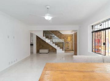 Casa · 300m² · 2 Quartos · 3 Vagas · Casa em Mooca com 180m²