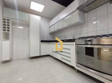 c1a6c23b58111dba535be4c6ef43823bf1f4ef75 · Sobrado em Condomínio Fechado | 123 m² de a.c | 2 dormitórios | 1 suíte | sala 2 ambientes | ar cond