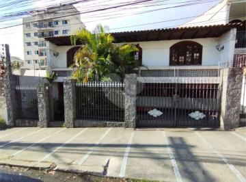 33df47e854b8221dc4911ff5101dc0530f80ca63 · Casa com 4 dormitórios à venda, 360 m² por R$ 850.000 - Icaraí -