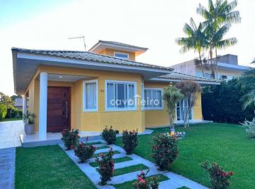 1b8bf90004162efaed5664f466ac7eaf330c723c · Casa com 3 dormitórios à venda, 900m² de área e 167m² Ubatiba - Maricá/RJ