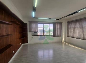 9070827633d0f550531ac847a2bb939f54c541f3 · Sala para alugar, 39 m² por R$ 2.269/mês - Centro - Jacareí/SP