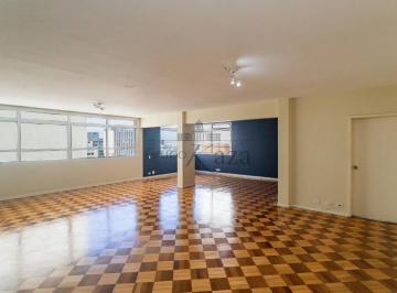 Apartamento · 213m² · 3 Quartos · 2 Vagas · Apartamento - Cerqueira César - 3 Dormitórios - 213m².
