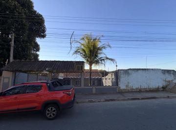 Casa · 439m² · 2 Quartos · 3 Vagas · Casa térrea com 2 dormitórios e 3 garagens para locação no Majestic na zona leste em São José dos Ca