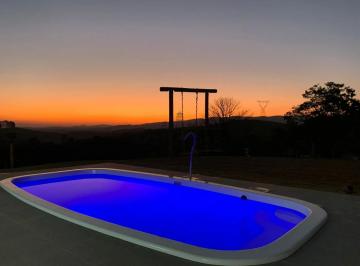 Rural · 160m² · 2 Quartos · 10 Vagas · Oportunidade! Chácara Em Caçapava - 2 Dorms - 2500m2