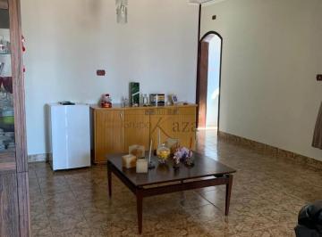 Casa · 350m² · 3 Quartos · 8 Vagas · Casa - Comercial - Residencial - Centro - Jacareí - 3 Dormitórios - 350m².