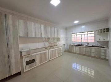 Casa · 70m² · 1 Quarto · 1 Vaga · Boa Vista - Casa Locação