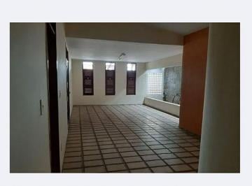 Foto 1 · Casa à Venda - Dix-Sept Rosado - Natal/RN