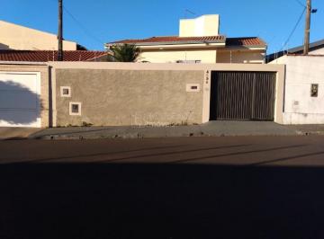 Casa · 144m² · 3 Quartos · 4 Vagas · Casa Padrão em Araraquara