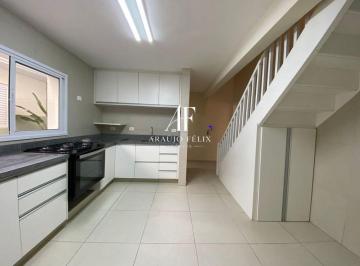 up1vi882ytm5ndm2zdq4zjc0_md · Pinheiros | Casa de Vila Reformada com 3 Suítes e Quintal