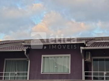 Casa · 90m² · 1 Vaga · Casa para Locação com 2 Suítes e Cozinha Planejada na Ressacada em Itajaí
