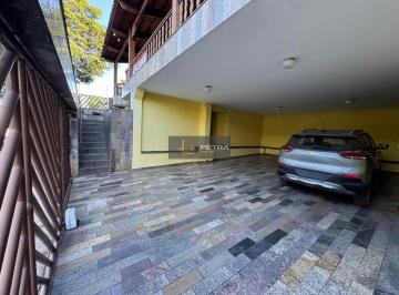 Casa · 360m² · 4 Quartos · Casa à venda - no Central Parque