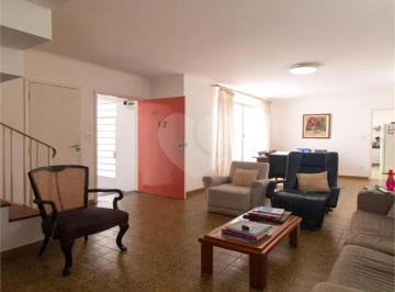 Área de Serviço · Imoveis - na Vila Monumento