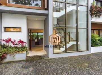 909f9c2016a34f28224070e4bd29ce9baf9f69df · Casa 189m² Alto da Boa Vista.