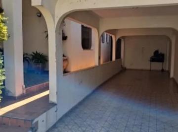 Casa · 200m² · 3 Quartos · Casa à venda - no Vila Bonilha