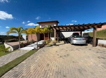 b0e8e949653217a59a2fa8f9a1507048faeba196 · Casa Térrea de Condomínio com 4 Quartos à venda, 257 m² por R$ 1.990.000 - Condomínio Village Araçoi