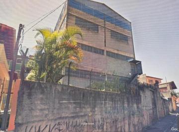img332300930 · Galpão Comercial na Vila Aurora: 2.500m², Energia Trifásica e 40 Vagas.