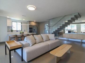 f6403d476c54735a5bbeea34b7c6198f7cf86679 · Cobertura Duplex com 3 Suítes e 165 m² - Praia de Jurerê Internacional em Florianópolis.