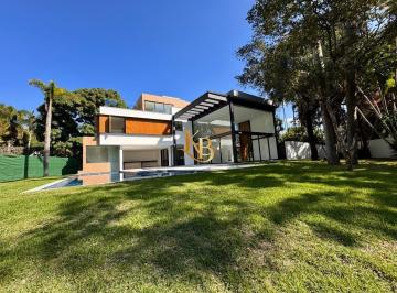 Casa · 843m² · 5 Quartos · 3 Vagas · Casa contemporânea Jardim Itanhangá