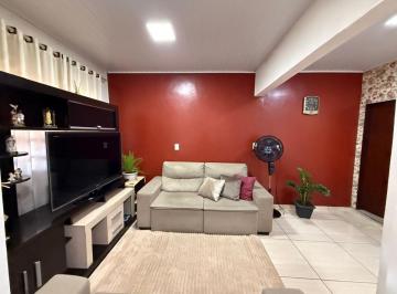 Casa de 3 quartos, Candangolândia · Casa de 166 m² com 3 quartos à venda em Candangolândia, na avenida de esquina