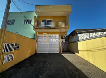 Comercial · 180m² · 2 Vagas · Prédio comercial com Apartamento e 2 Kitnets á venda no Bairro Santa Julia