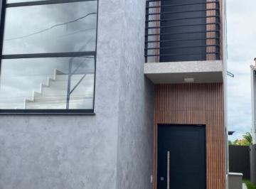 Casa · 105m² · 3 Quartos · 2 Vagas · Casas layout moderno na rua Eneide
