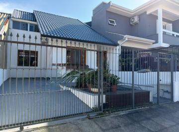 Casa · 140m² · 3 Quartos · 1 Vaga · Belíssima casa no jardins do Prado - 3 dormitórios - 1 suíte