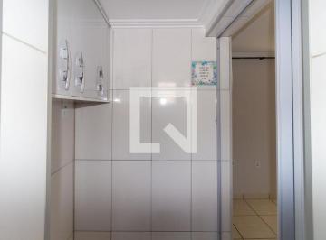 Localizado em São Paulo, este apartamento oferece uma excelente oportunidade par · Apartamento à Venda - Sapopemba, 2 Quartos, 46 m2