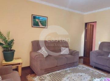 Casa · 200m² · 3 Quartos · 5 Vagas · Sobrado em Vila Tolstoi