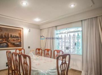 Casa · 412m² · 7 Quartos · 3 Vagas · Casa à venda na Chácara Inglesa, 7 suítes, 3 vagas, piscina, churraqueira.