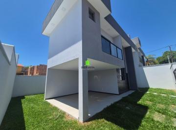 Casa · 139m² · 3 Quartos · 2 Vagas · Casa Ampla e Bem Localizada!